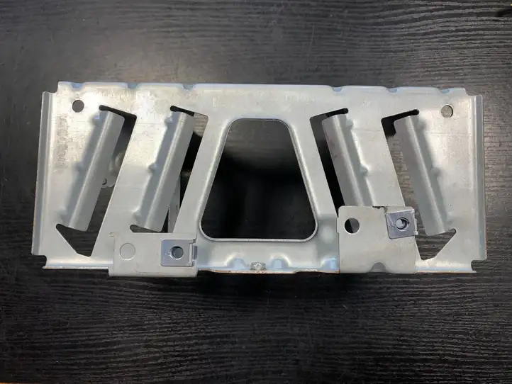 BMW 5 F10 F11 (2009 - 2016) 9174269 Кронштейн усилителя звука — фото 3