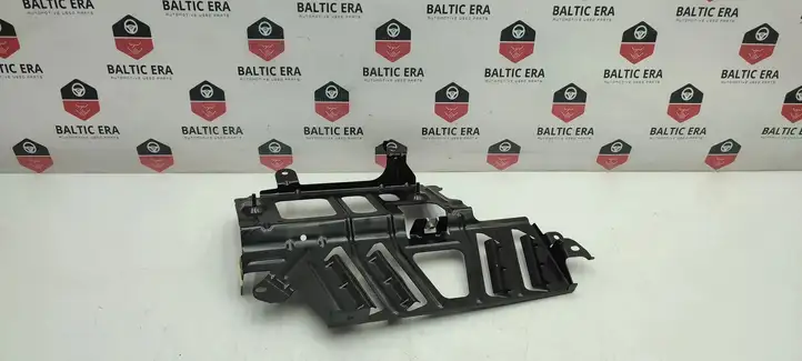 BMW X3 F25 (2010 - 2017) 9188582 Кронштейн усилителя звука — фото 1