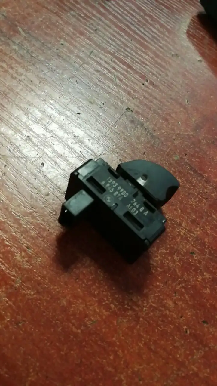 BMW 3 E90 E91 (2005 - 2012) 6945874 Кнопка стеклоподъемников — фото 2
