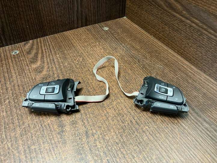 Volkswagen Polo (2001 - 2005)  034473402 Кнопки рулевого колеса