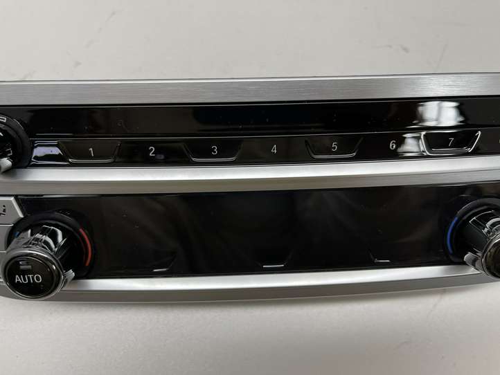 BMW 7 G11 G12 (2015 - 2022)  5A09B18 Управление климат контролем