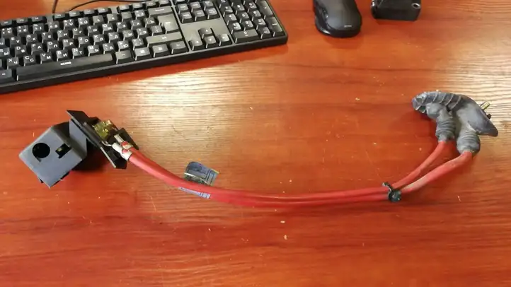 BMW 3 E46 (1998 - 2005) 6910543 Плюсовой провод аккумулятора — фото 1