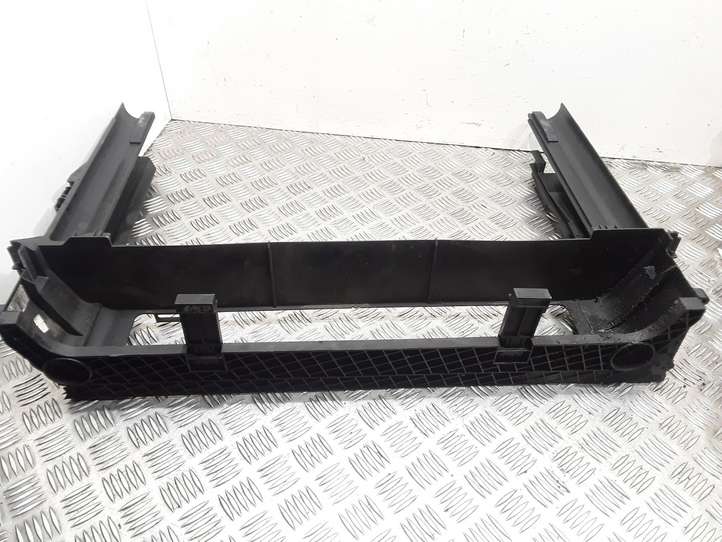 BMW 5 E60 E61 (2004 - 2010)  778744307 Панель