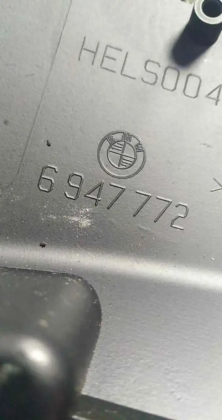BMW 5 E60 E61 (2004 - 2010) 6947772 Обшивка рулевой колонки — фото 3