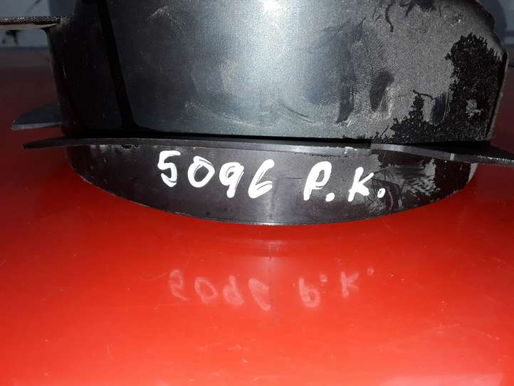 Skoda Octavia Mk1 (1U) (1996 - 2004)  1U0035411F Громкоговоритель (громкоговорители) в передних дверях