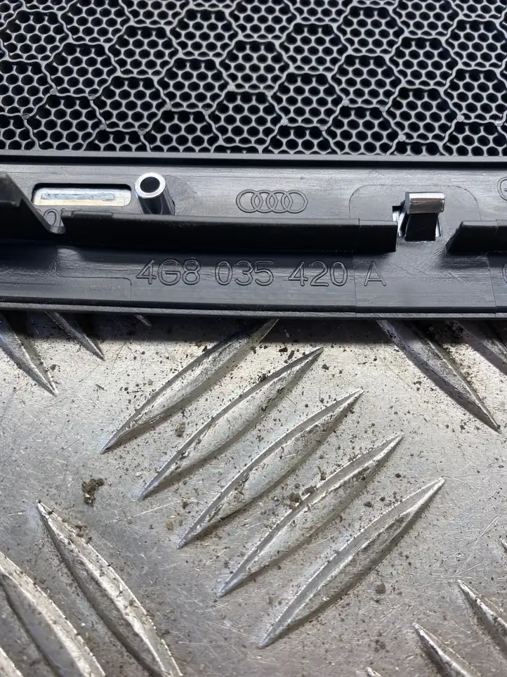 Audi A7 S7 4G (2010 - 2014) 4G8035420A Накладка динамика передней двери — фото 2