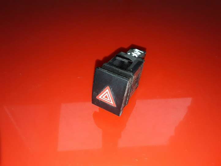 Volkswagen Polo (2001 - 2005)  6Q0953235A Включатель аварийных фонарей