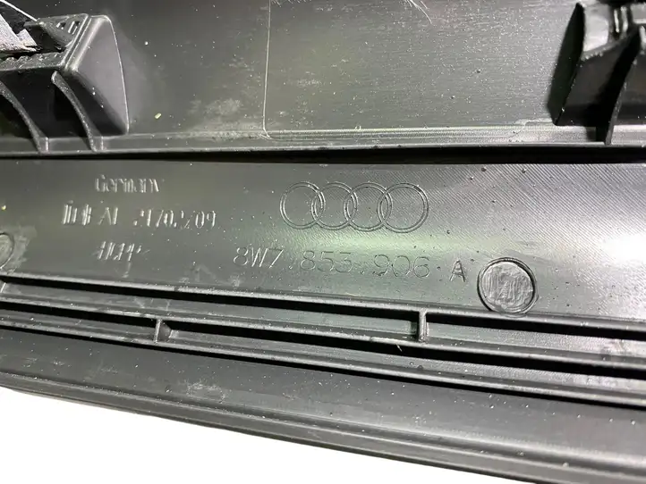 Audi S5 F5 (2016 - ) 8W7853906A Внутренняя отделка переднего порога — фото 2
