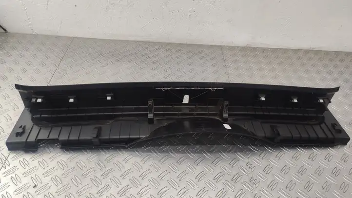 Volkswagen PASSAT B8 (2015 - ) 3G9863459 Отделка порога багажника — фото 5