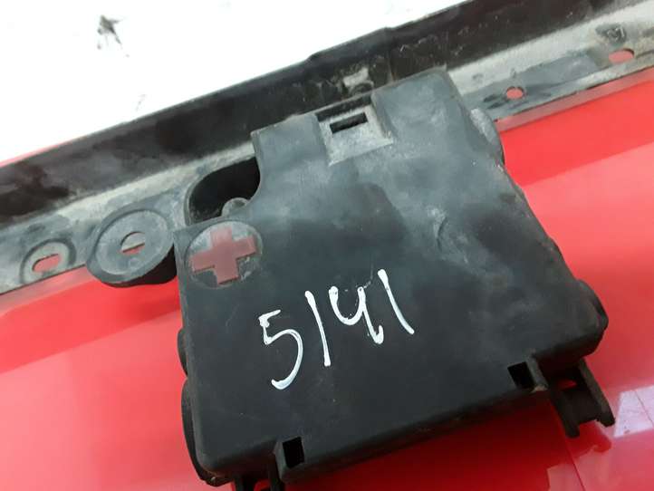 Audi A5 (2007 - 2011)  8K0805629B Верхняя часть панели радиаторов (телевизора)