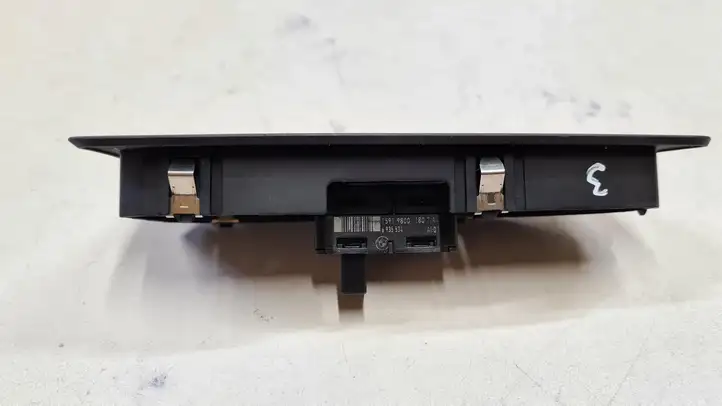 BMW 3 E90 E91 (2005 - 2012) 15979800 Кнопка стеклоподъемников — фото 2