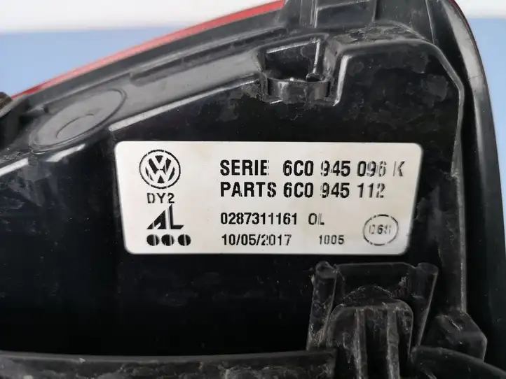 Volkswagen Polo VI (2015 - 2019) 6C0945096K Задний фонарь в кузове — фото 5