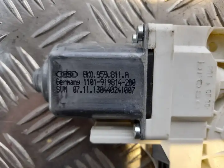 Audi A4 S4 B8 8K (2011 - 2015) 8N0959811A Стеклоподъемник задней двери — фото 3