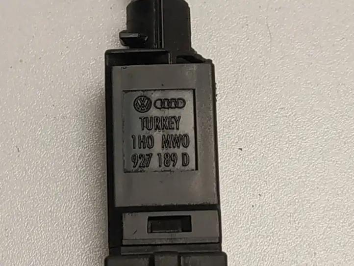Volkswagen Golf IV (1998 - 2005) 1H0927189D Бачок тормозной жидкости — фото 1