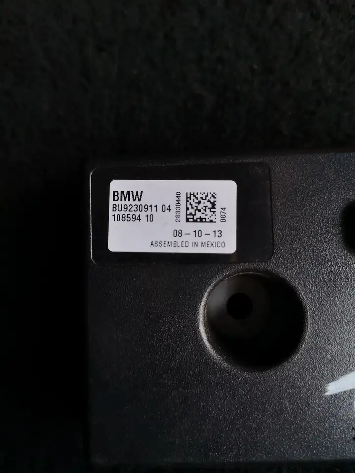 BMW 3 F30 F35 F31 (2012 - 2018) 9230911 Усилитель антенны — фото 2