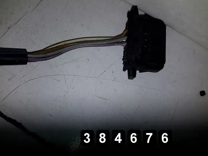 Volkswagen (2011 - 2014) e1020514 Боковое зеркало с электроприводом — фото 3