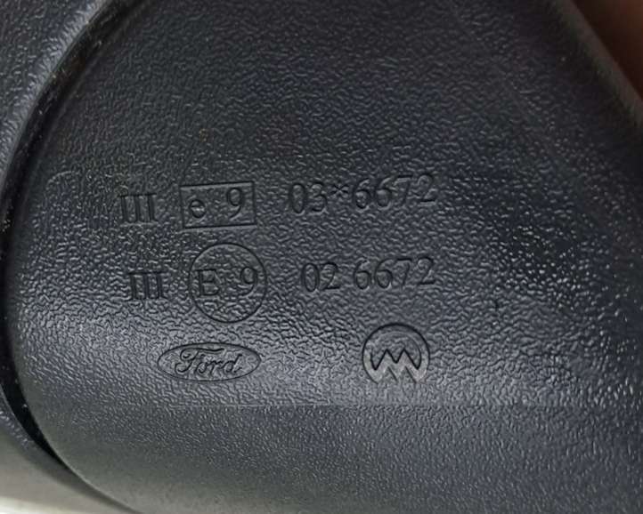 Ford Kuga II (2013 - 2019)  036672 Зеркало боковое с электрическим приводом