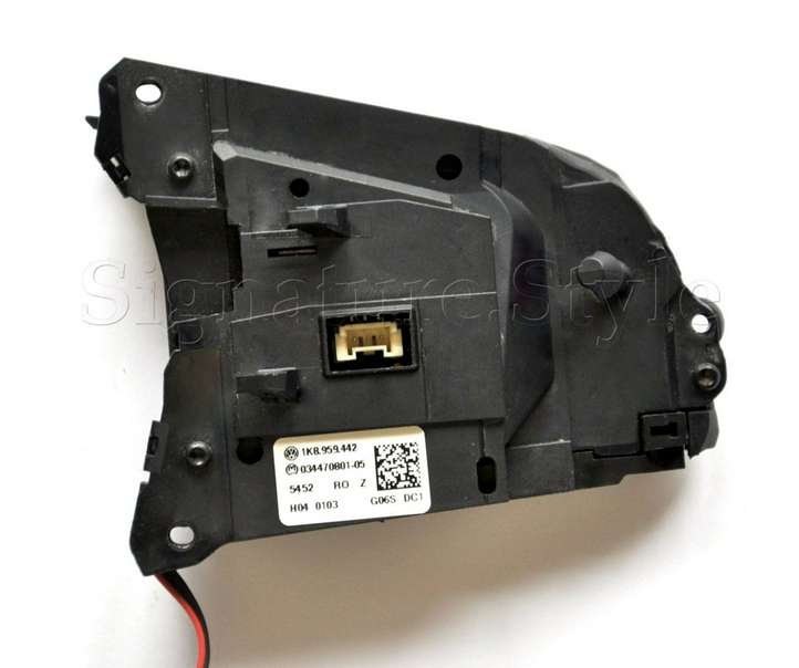 Volkswagen Scirocco (2014 - 2017)  1K8959442 Кнопки рулевого колеса