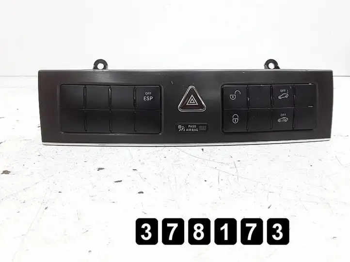 Mercedes-Benz C W203 (2000 - 2007) 2038703310 Другие включатели / ручки/ переключатели — фото 2