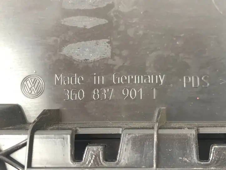 Volkswagen PASSAT B8 (2015 - ) 3G0837901T Прочая отделка передней двери — фото 4