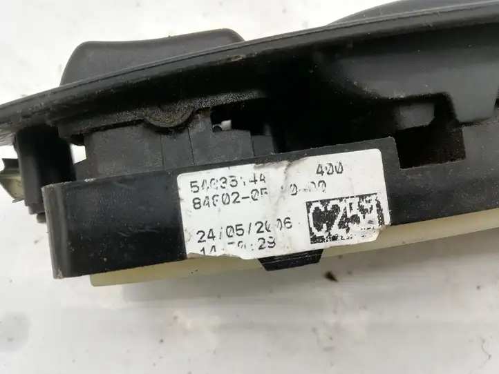Toyota Avensis T250 (2006 - 2009) 54356022A Блок кнопок стеклоподъемников — фото 3