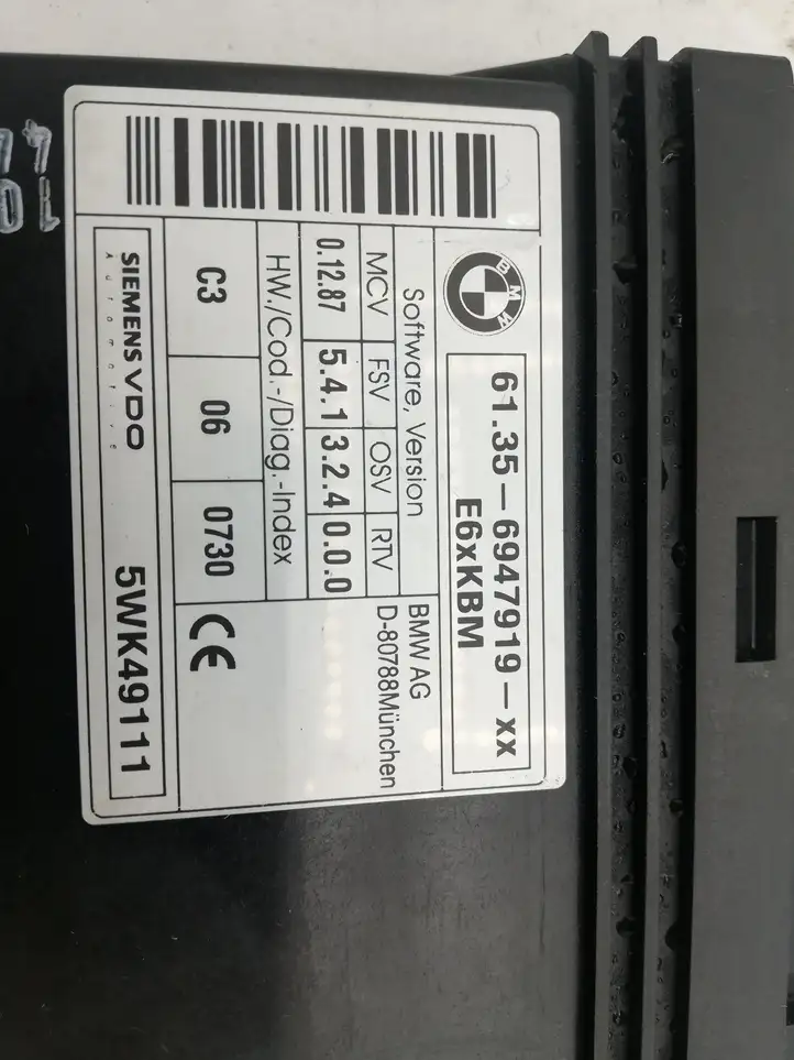 BMW 5 E60 E61 (2004 - 2010) 61356947919XX Модуль комфорта — фото 3