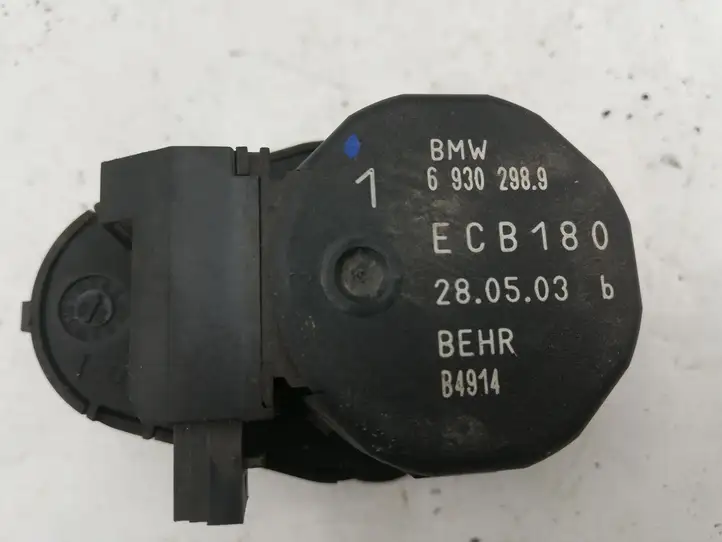 BMW 5 E60 E61 (2004 - 2010) 6930298 Двигатель задвижки потока воздуха — фото 3