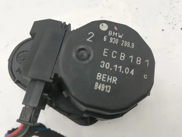 BMW 5 E60 E61 (2004 - 2010) 6930299 Двигатель задвижки потока воздуха — фото 3