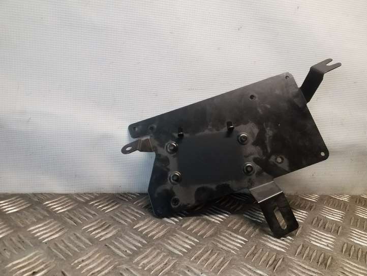 Audi A4 (2004 - 2009)  8E5035464A Держатель / кронштейн усилителя звука