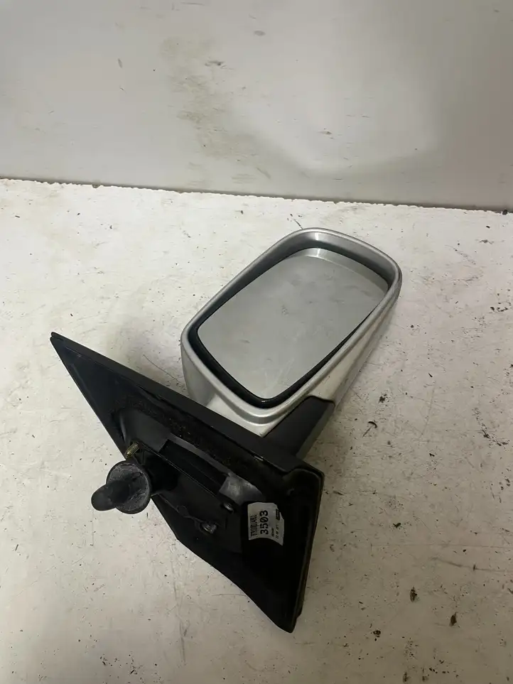Toyota Yaris (2003 - 2005) 879100D Боковое зеркало с электроприводом — фото 1