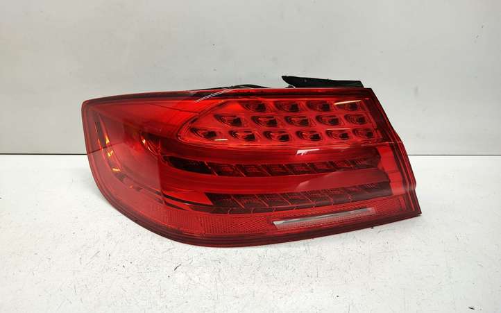 BMW 3 E92 E93 (2005 - 2014)  7251957 Задний фонарь в кузове