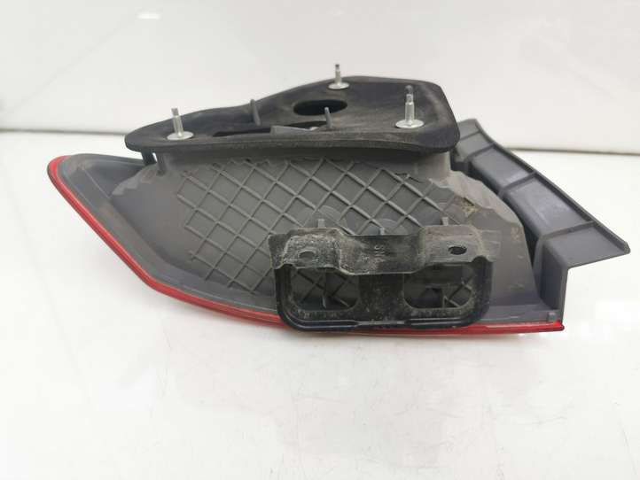 Honda Civic (2006 - 2011)   Задний фонарь в кузове