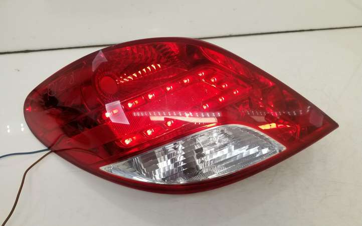Peugeot 207 (2010 - 2016)  968656608000 Задний фонарь в кузове