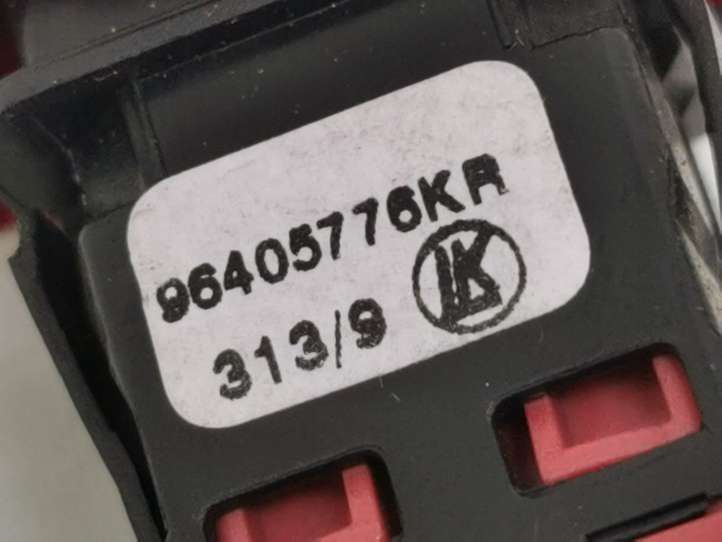 Fiat Scudo (2007 - 2016)  96405776KR Включатель аварийных фонарей