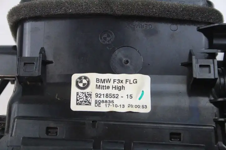 BMW 3 F30 F35 F31 (2012 - 2018) 9218552 Центральный воздушный дефлектор — фото 2