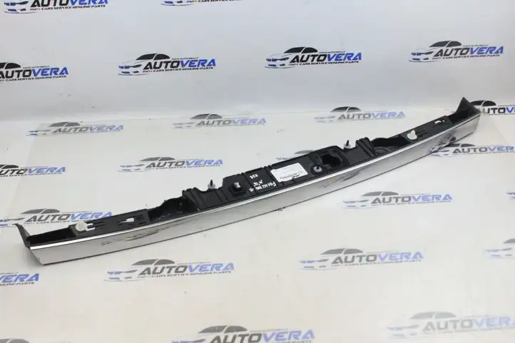 BMW 7 F01 (2008 - 2016) 7200035 Подсветка номера — фото 1