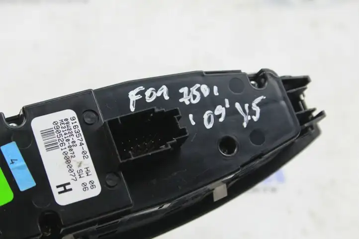 BMW 7 F01 (2008 - 2016) 9163574 Блок кнопок стеклоподъемников — фото 2