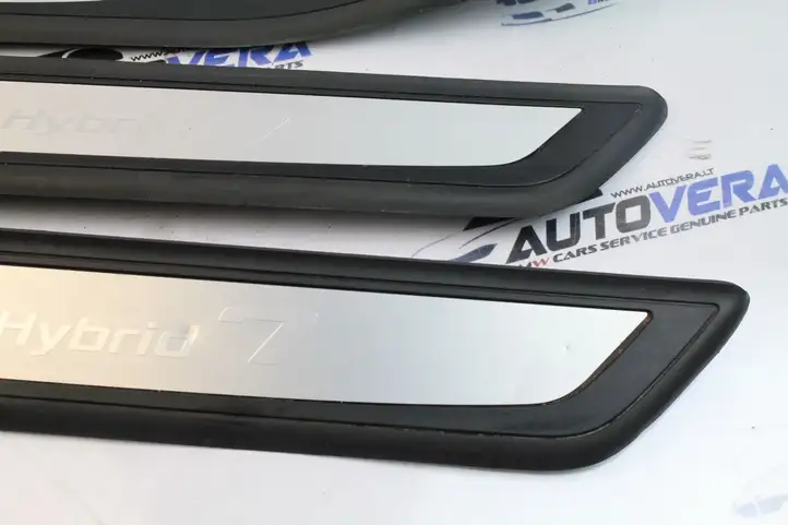 BMW 7 F01 (2008 - 2016) Внутренняя обшивка порога (комплект) — фото 4