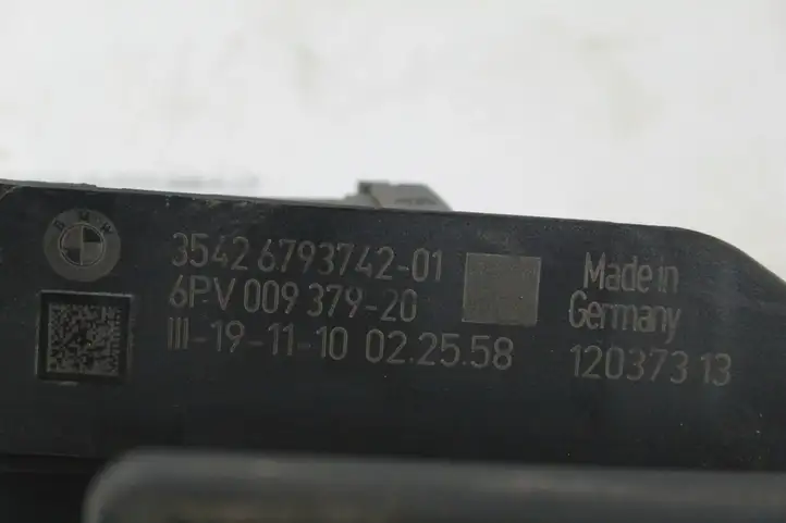 BMW 3 F30 F35 F31 (2012 - 2018) 6793742 Педаль акселератора — фото 3