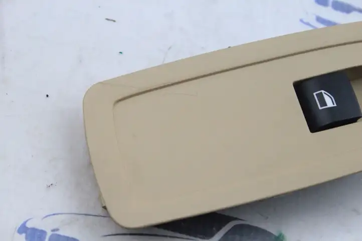 BMW 3 F30 F35 F31 (2012 - 2018) 9208107 Блок кнопок стеклоподъемников — фото 3