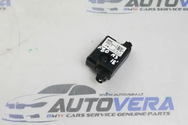 BMW 3 F30 F35 F31 (2012 - 2018) 9231466 Усилитель антенны — фото 1