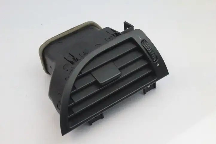 BMW M6 E63/E64 (2004 - 2010) 6924280 Боковой воздушный дефлектор — фото 1