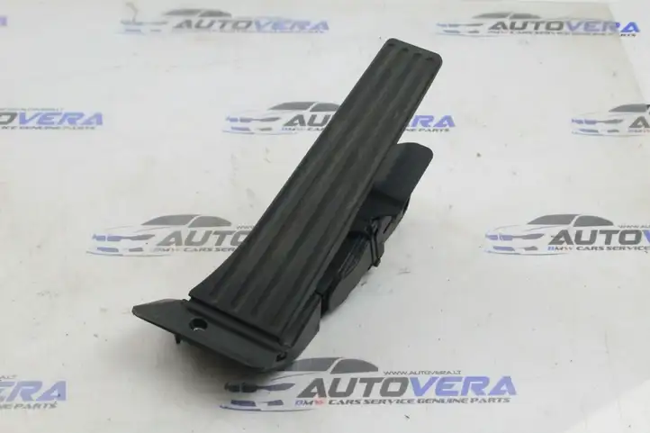 BMW 3 F30 F35 F31 (2012 - 2018) 6853176 Педаль акселератора — фото 1