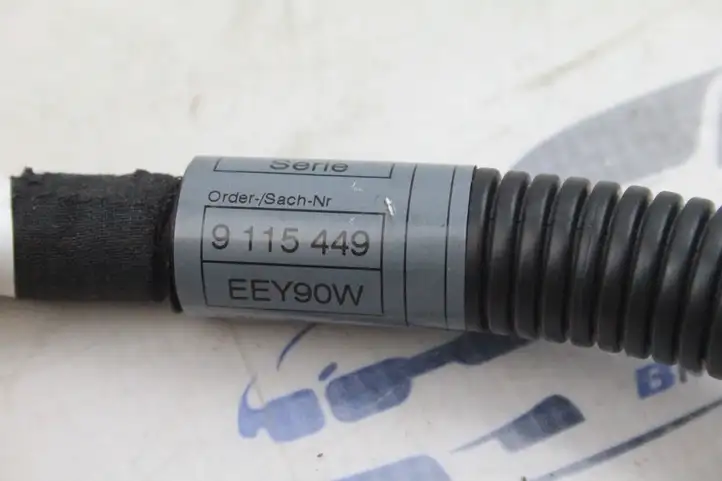 BMW X5 E70 (2006 - 2013) 9115449 Плюсовой провод аккумулятора — фото 2