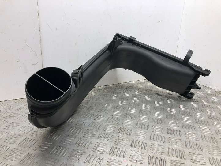 BMW 4 F32 F33 (2013 - 2017)  70528997 Коробка воздушного фильтра