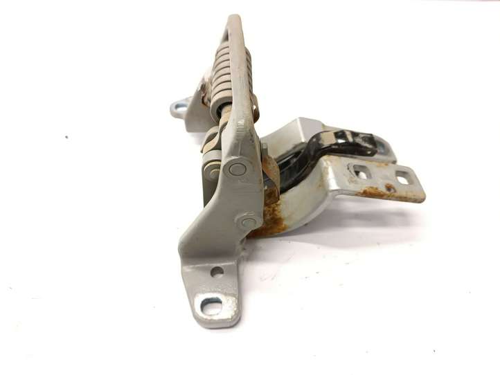 BMW 5 E60 E61 (2004 - 2010)  7061384 Петля (петли) задней крышки