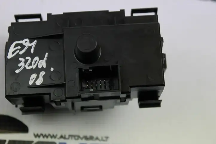 BMW 3 E90 E91 (2005 - 2012) 6932794 Включатель фонарей — фото 3