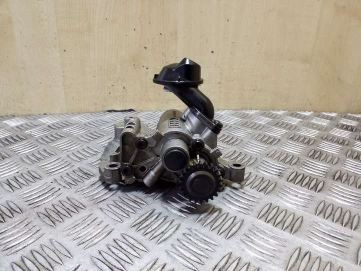 Audi Q5 (2008 - 2012)  06H115105AF Масляный насос