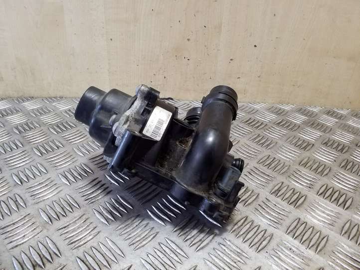 Audi Q5 (2008 - 2012)  06H121026DD Водяной насос