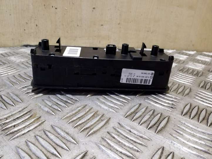 Mercedes-Benz ML W164 (2005 - 2011)  A2518300290 Кнопка стеклоподъемников